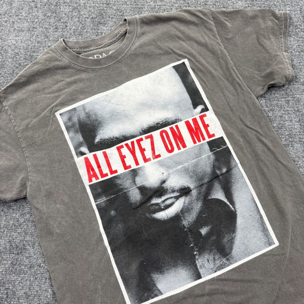 2Pac T-Shirt Medium Gray All Eyez On Me Graphic Print Short Sleeve Men's